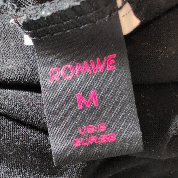 ROMWE Black Halter Top - Picture 5 of 5